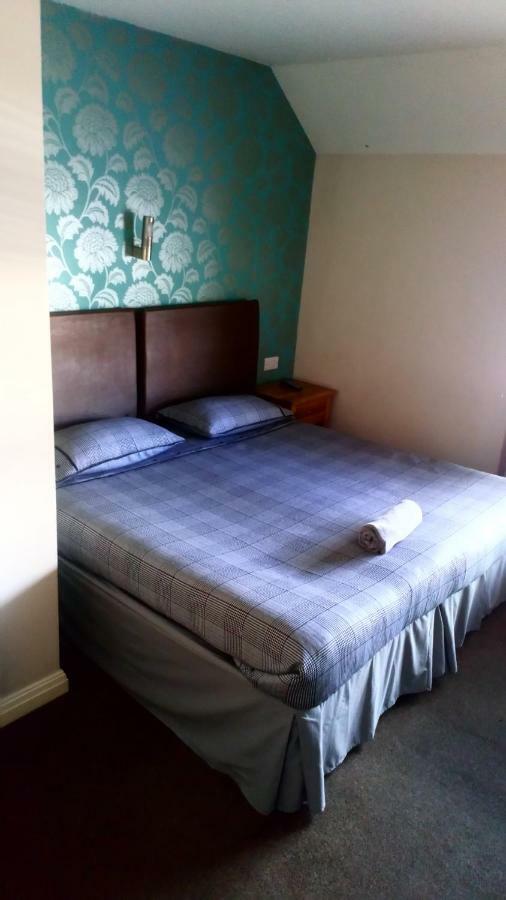 Duke Of York Hotel Hazel Grove Ngoại thất bức ảnh