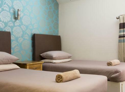 Duke Of York Hotel Hazel Grove Ngoại thất bức ảnh